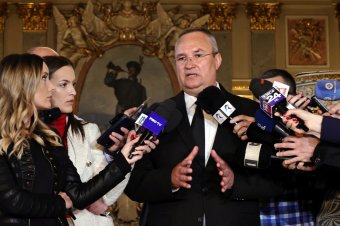 Románia a szakadék szélén? Ciucă szerint nem szorul pénzügyi mentőövre az ország