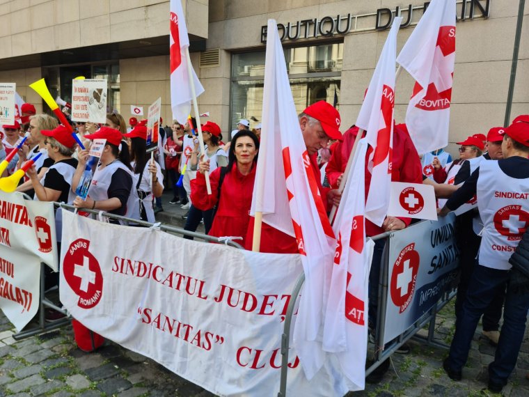 Oktatás után egészségügy: jövő héten japán sztrájkba lépnek a kórházak és a szociális ellátórendszer alkalmazottai