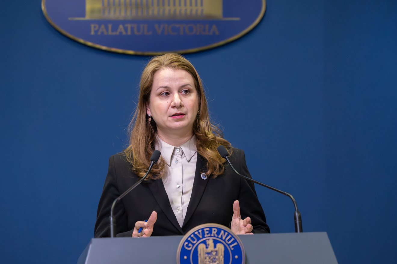 Ligia Deca a munkabeszüntetés abbahagyására szólította a pedagógusokat •  Fotó: Gov.ro