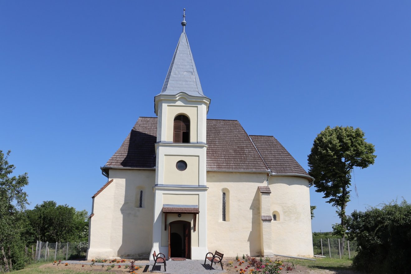 A Bihar megyei település templomának restaurálását  a budapesti Teleki László Alapítvány szervezésében működő Rómer Flóris-terv keretében végezték •  Fotó: Teleki László Alapítvány/Facebook