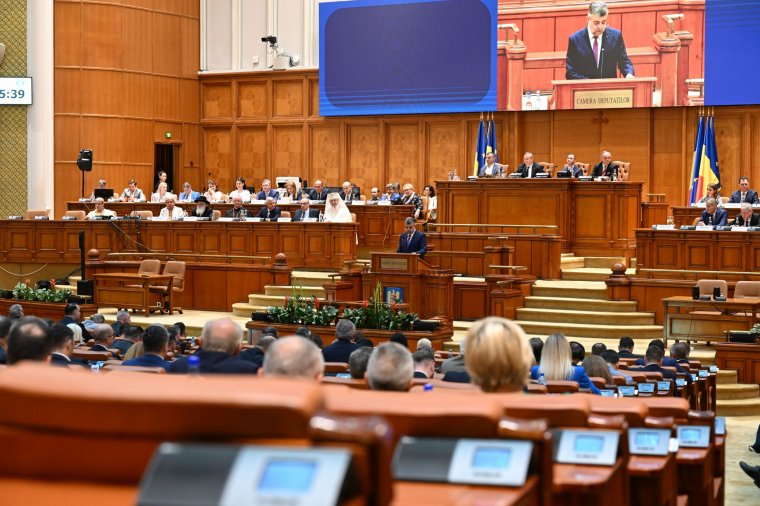 Ötéves türelmi idő után kezdenék el növelni a szolgálati nyugdíjkorhatárt, a bírák folytatják a tiltakozást