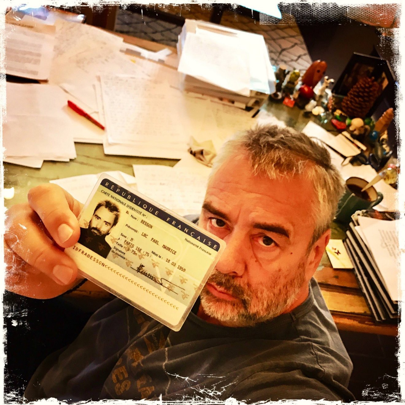 A filmrendező két alkalommal is azt állította a bíróságon, hogy „nincs emléke” az ellene felhozott vádakról •  Fotó: Luc Besson/Facebook