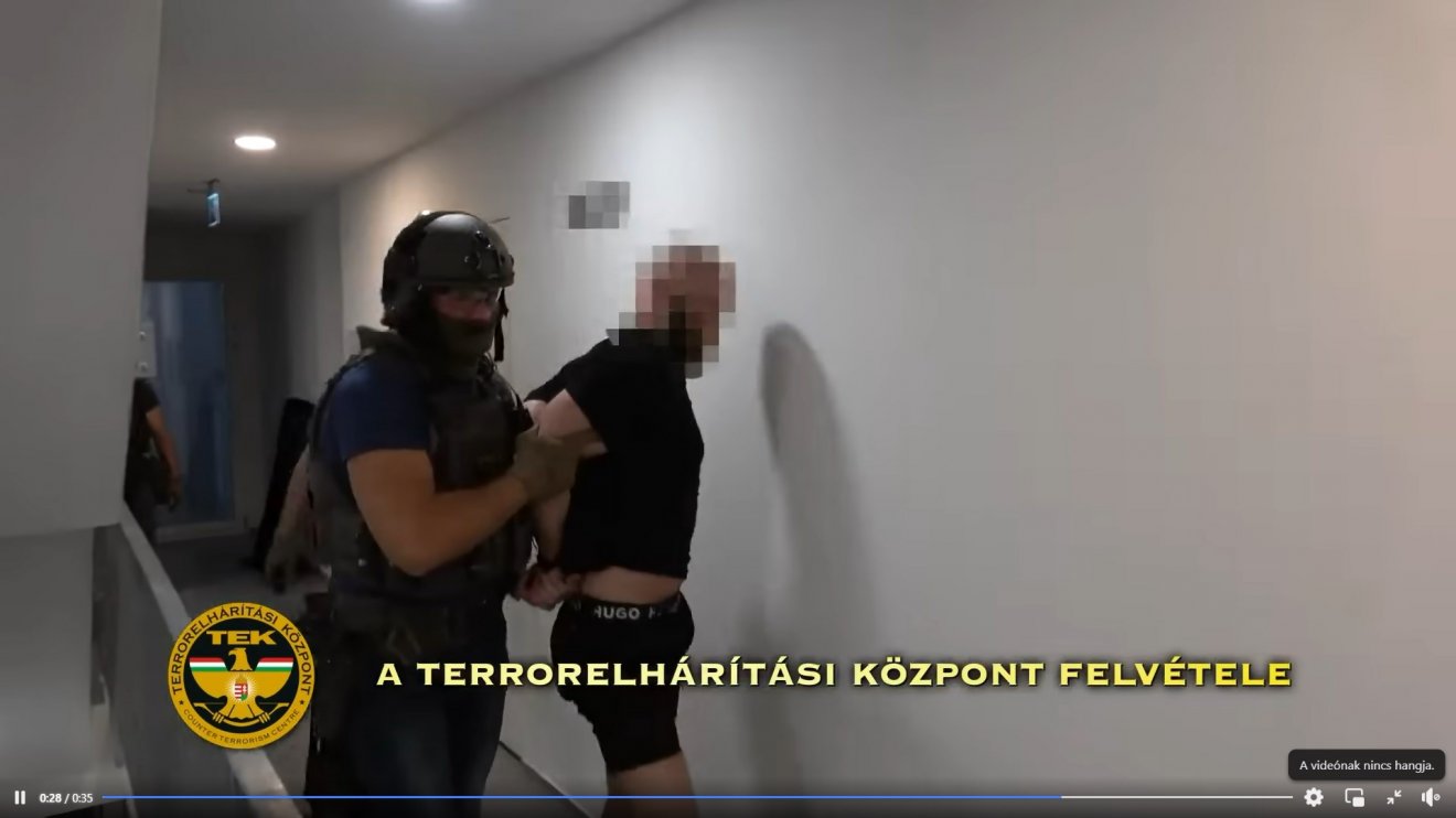 •  Fotó: Videófelvétel