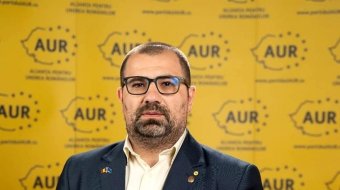 Kizárják az AUR-ból a politikust, aki éjszaka részegen telefonon zaklatta és fenyegette képviselőtársait