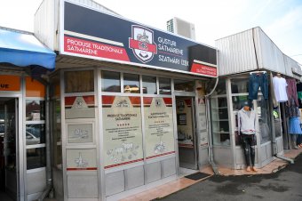 Száz százalékban szatmári ízek: kizárólag kistermelők hagyományos termékeit kínáló bolt nyílt Szatmárnémetiben