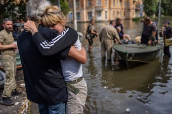 Újabb holttestet találtak a kahovkai gát felrobbantása nyomán vízzel elárasztott területen, veszélyben az élelmiszerbiztonság