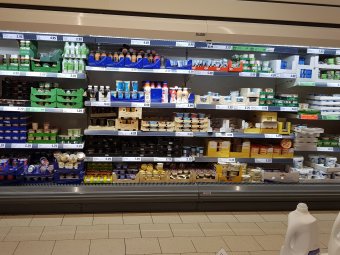 A turisták által látogatott településeken razziázott az élelmiszer-biztonsági hivatal