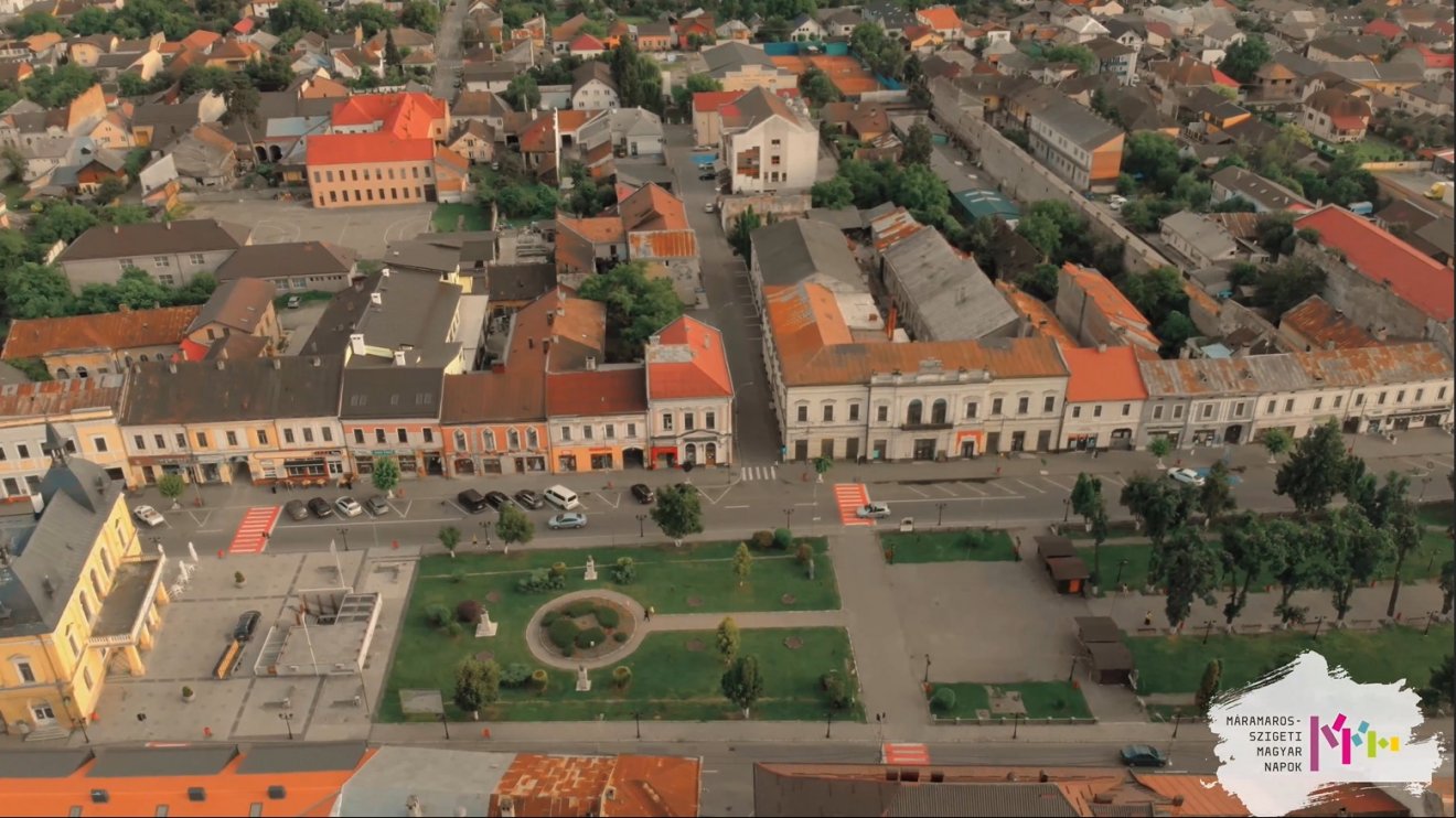 Máramarossziget központja madártávlatból •  Fotó: Máramarossziget RMDSZ
