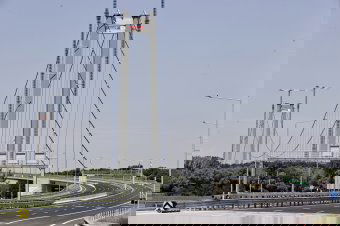 Alighogy megnyitották, már meg is volt az első baleset a brăilai Duna-hídon