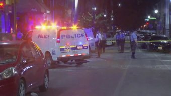 Négy embert agyonlőtt, két gyereket megsebesített egy férfi Philadelphiában