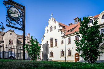 Műemlékké nyilvánították a szebeni közfürdőt, melynek felújításáért díjat kapott Guttmann Szabolcs (fotókkal)