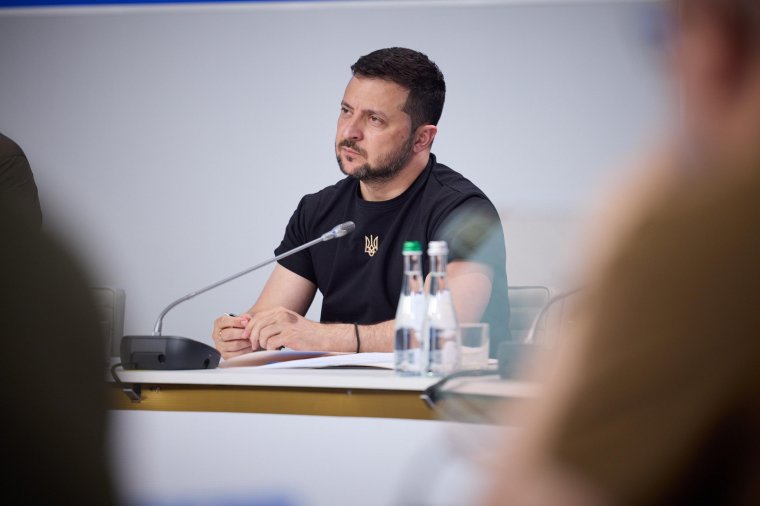Ukrán drónok megsemmisítéséről számolt be Moszkva, Zelenszkij F-16-osokat és légvédelmi eszközöket kér a Nyugattól