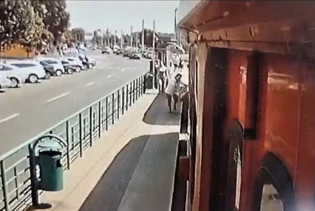 •  Fotó: Videófelvétel