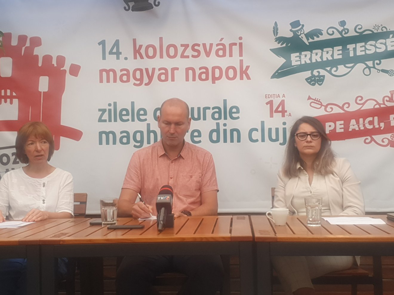 Szabó Lilla, Gergely Balázs és Oláh Emese a hétvégén kezdődő Kolozsvári Magyar Napok keddi sajtótájékoztatóján •  Fotó: Kiss Judit