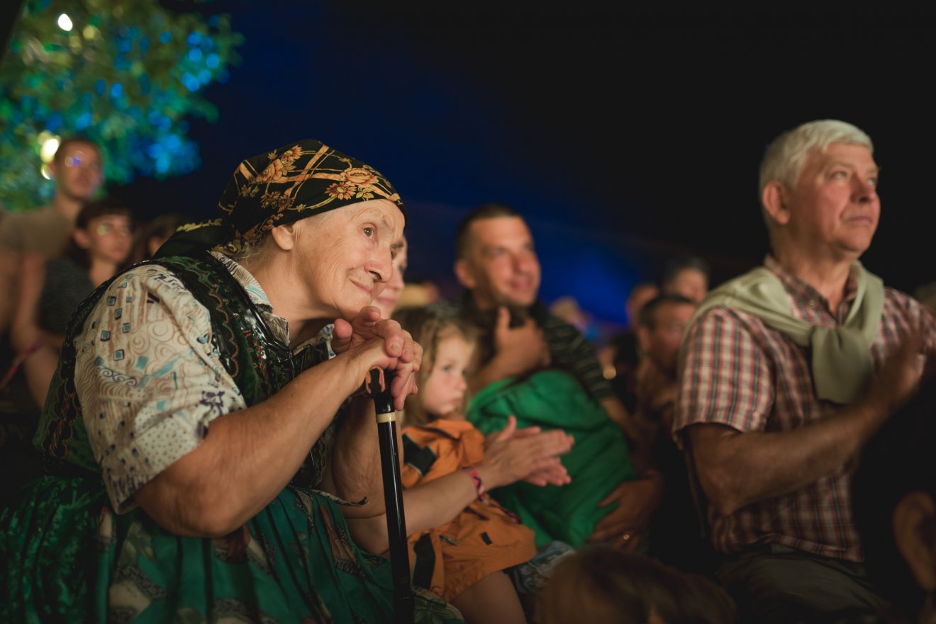 •  Fotó: Méra Világzenei Csűrfesztivál