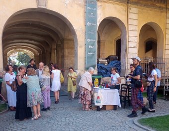 Emblematikus, „beszélő” terek, a Farkas utca épületről épületre – bemutatták az új Kincses Kolozsvár Kalendáriumát