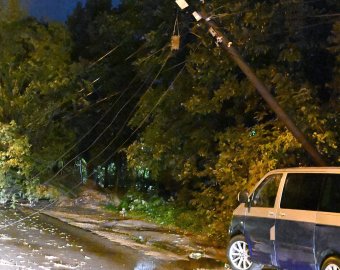 Két hullámban csapott le a nagy károkat okozó vihar Magyarországon