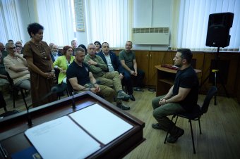 Zelenszkij Kárpátalján, ahol magyarokkal is találkozott: mindannyian Ukrajna polgárai vagyunk, és védjük a hazánkat