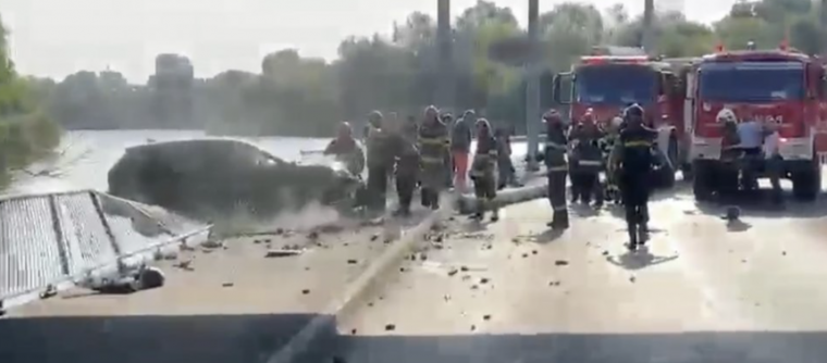 Volánhoz ült egy tizenhárom éves gyerek Bukarestben, súlyos balesetet okozott
