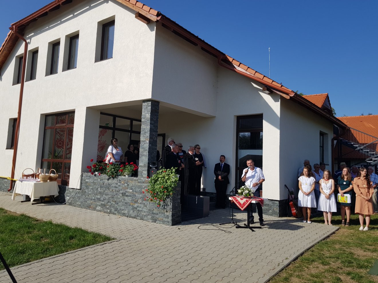 Török Ferenc tanfelügyelő, az óvoda menedzsere szerint bővíteni kívánják a tanintézetet •  Fotó: Rostás Szabolcs
