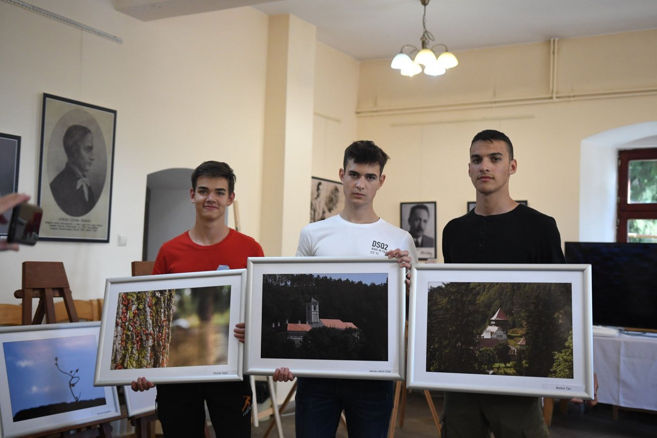A fényképezés rejtelmeibe nyerhettek betekintést a székelyföldi fiatalok •  Fotó: Toró Attila