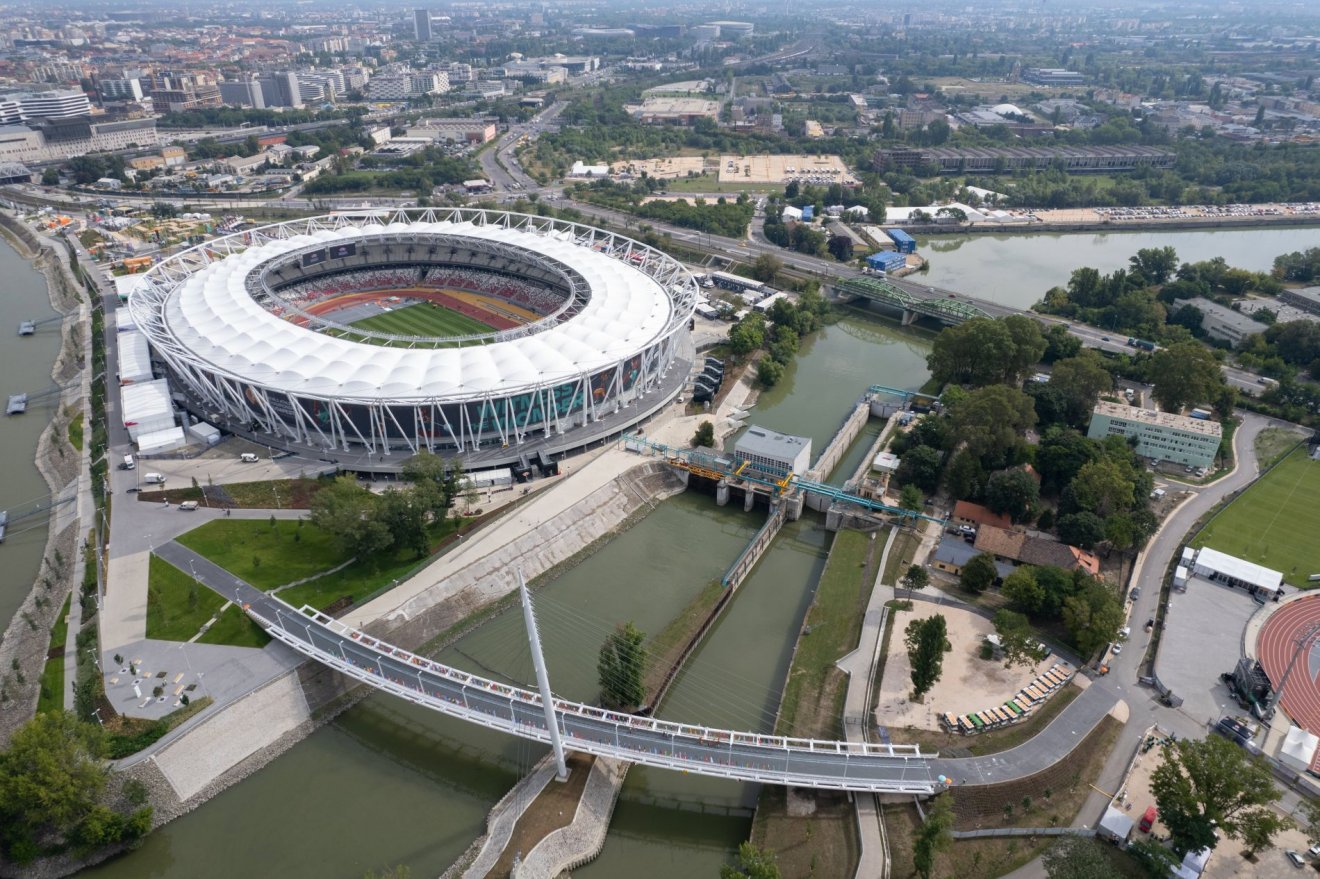 A drónnal készült felvételen a Nemzeti Atlétikai Központ 2023. augusztus 17-én, két nappal a budapesti atlétikai világbajnokság kezdete előtt •  Fotó: MTI/Máthé Zoltán