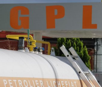 Időzített bombák: a túl engedékeny szabályozás miatt túl közel épülhetnek a lakóházakhoz autógáz-töltőállomások