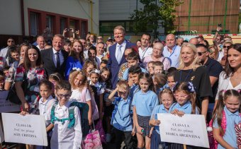 Nemzetbiztonsági kockázatot jelent a fiatalok drogfogyasztása az államfő szerint