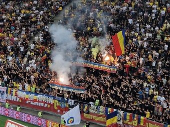 „Koszovó Szerbia”: a hazai szurkolók randalírozása miatt félbeszakadt a román válogatott Koszovó elleni mérkőzése
