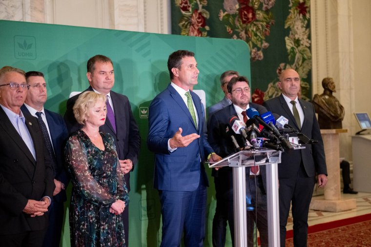 Törvény útján szabályozná a barna medvékre vonatkozó vadászati kvótákat az RMDSZ