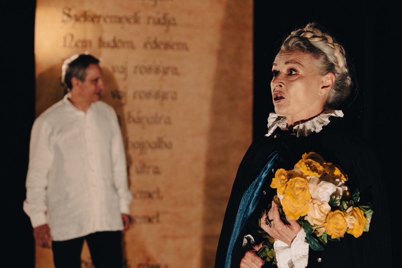 Bogdán Zsolt és Lőrincz Ágnes •  Fotó: Spectrum Színház