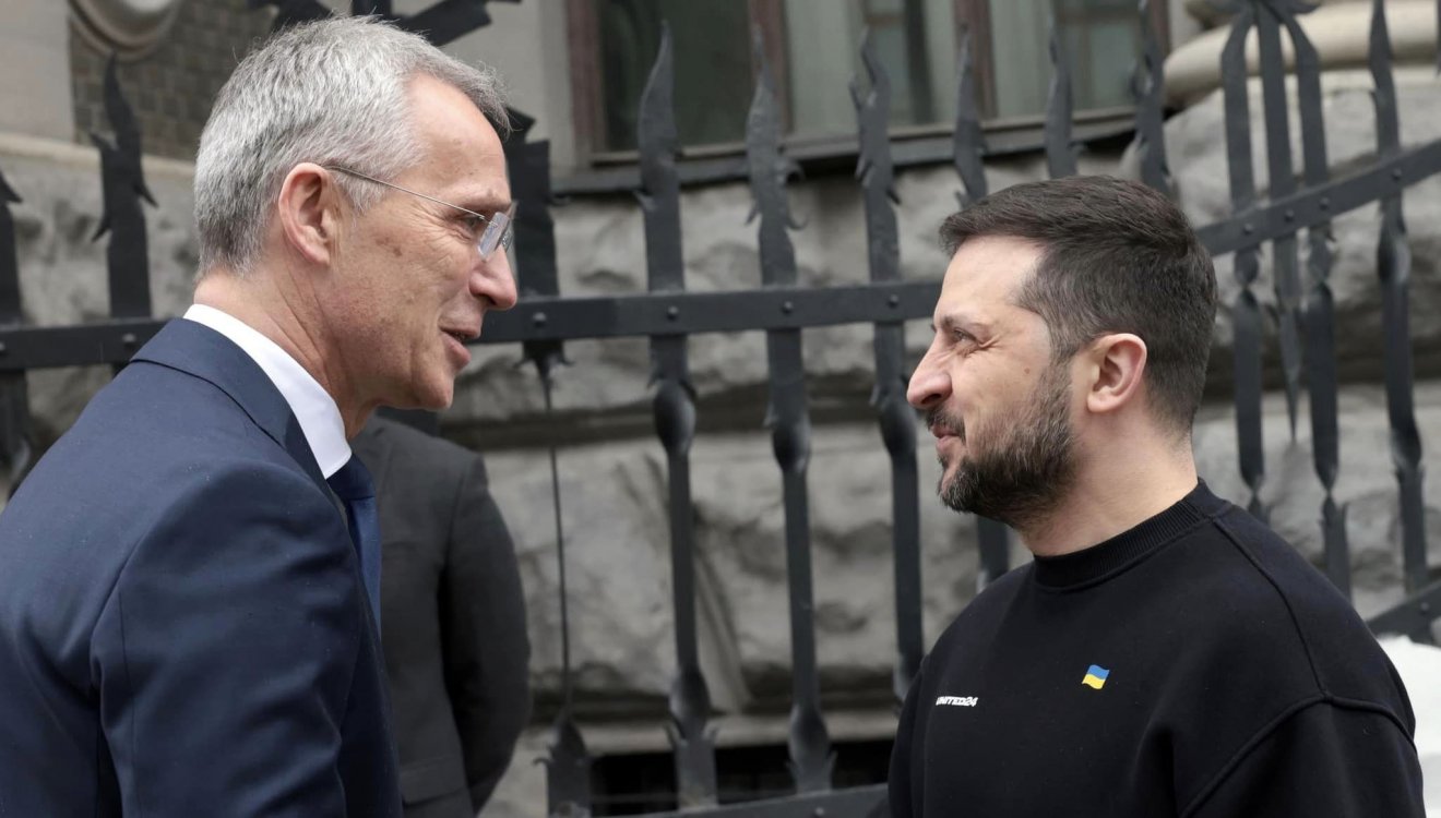 Jens Stoltenberg NATO-főtitkár egy korábbi, Volodimir Zelenszkij ukrán elnökkel folytatott megbeszélésen •  Fotó: Jens Stoltenberg/Facebook