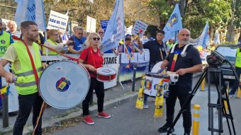 A deficitcsökkentő törvénycsomagot bíráló Alfa Kartell kicsikarna még egy utolsó utáni módosítást