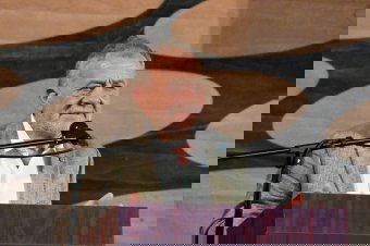 Csúszópénz átvétele közben csapott le a PSD egyik „vörös bárójára” a DNA