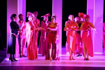 Először rendez musicalt Andrei Șerban, a szatmári Harag György Társulattal állítja színpadra a My Fair Ladyt