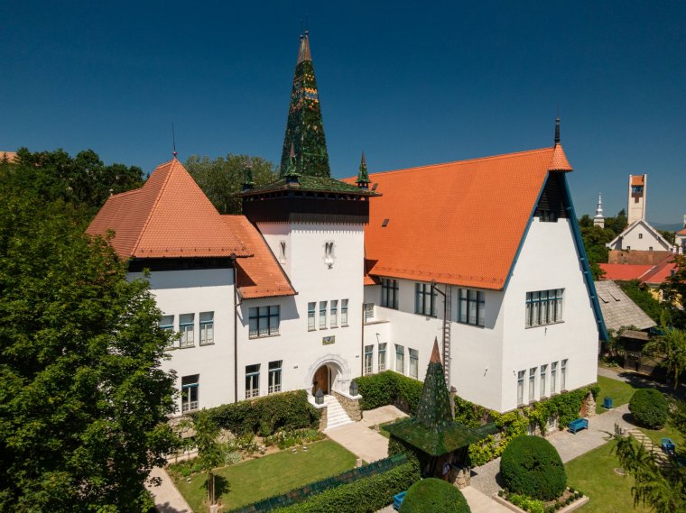 Nemcsak a tudásátadás fellegvára, minőségi időtöltés helye is. Megnyílik a közönség előtt a felújított szentgyörgyi múzeum