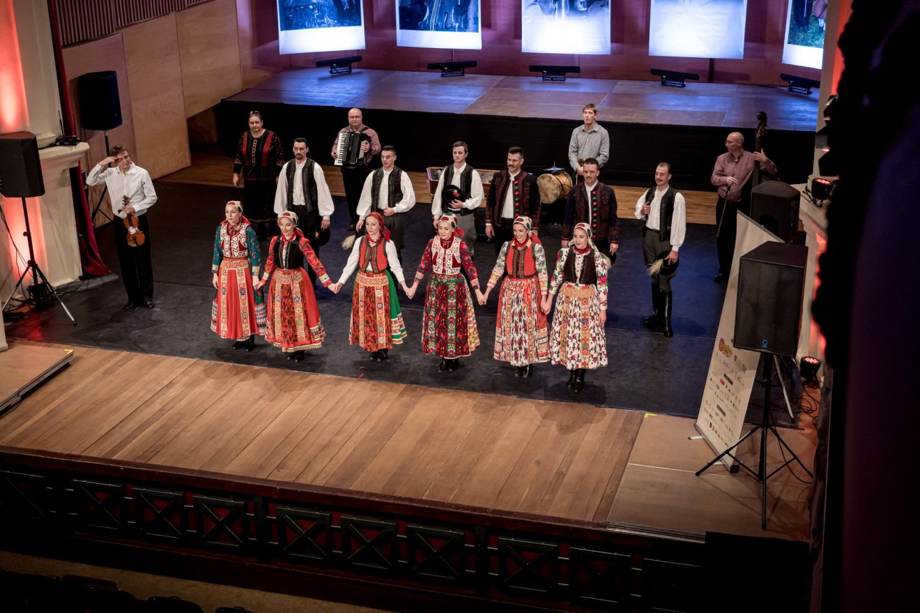 A nagyszebeni Ars HUngarica fesztivál, amelyet immár 18. alkalommal szerveznek meg novemberben, a magyar kulturális értékek bemutatására összpontosít •  Fotó: Ars Hungarica/Facebook