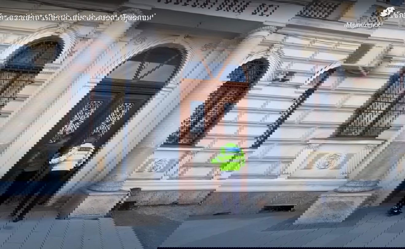 A dési bíróságra kísérik a halálos balesetet okozó fiatalembert •  Fotó: Videófelvétel/Dejeanul