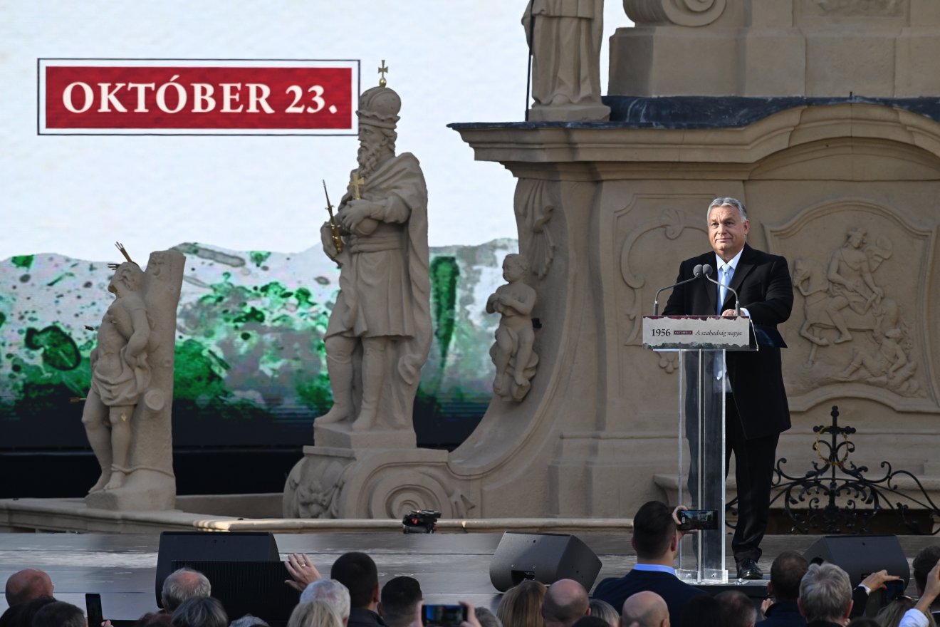Orbán Viktor: „nekünk 1989-ben csak az volt a dolgunk, hogy befejezzük azt, amit az '56-osok elkezdtek” •  Fotó: MTI/Koszticsák Szilárd