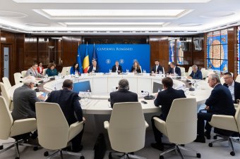 Csak úgy röpködtek a kormányfői ígéretek az oktatási szakszervezetek vezetőivel folytatott megbeszélésen