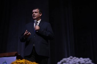 Alakulóban a jobboldali tömb: szövetségre lép a Népi Mozgalom Párt a Mentsétek meg Romániát Szövetséggel és a Jobboldal Erejével