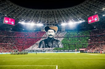 A román és a szerb média tudni véli, miért Rózsa Sándorral „ijesztgették” a magyar szurkolók a szerbeket