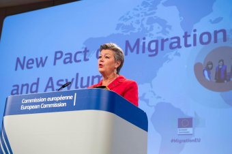 Schengen: már Románia és Bulgária részleges csatlakozása nyomán is jelentősen csökkent az illegális határátlépések száma a belügyi biztos szerint