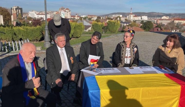Szürreális soviniszta szeánsz keretében „mondtak ítéletet” Funarék az Osztrák–Magyar Monarchia fölött Gyulafehérváron
