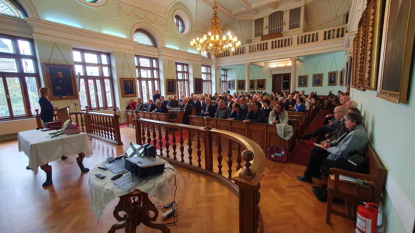 Idén is a Kolozsvári Protestáns Teológiai Intézet dísztermében tartják a Magyar Tudomány Napja Erdélyben eseménysorozat fő rendezvényét •  Fotó: Tóth Orsolya/EME/archív