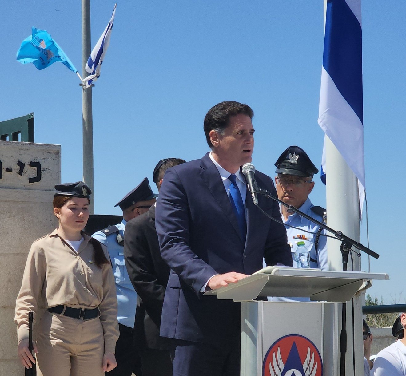 •  Fotó: Facebook/Ron Dermer