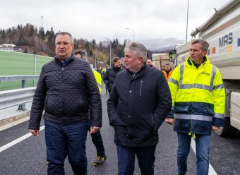 PNL-vezető: nem könnyű részt venni a kormánykoalícióban, de azért maradunk