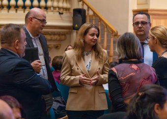 Tanügyi béremelés 2024-ben: csak amennyit elbír a költségvetés