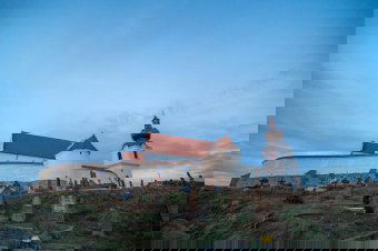 Megújult Felsőháromszék barokk gyöngyszeme, a várfallal körülvett, Szent Mihály-hegyi templom, szombaton szentelik újjá