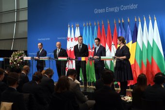 Magyar–román „megalomán” álom vagy óriási zöldüzlet? Alakul a világ leghosszabb víz alatti áramvezetékének terve